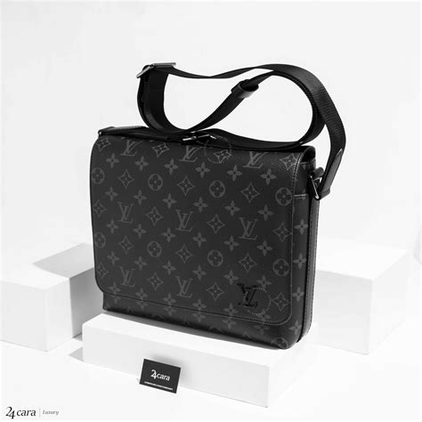 sacoche louis vuitton district blue|District PM Monogram Eclipse .